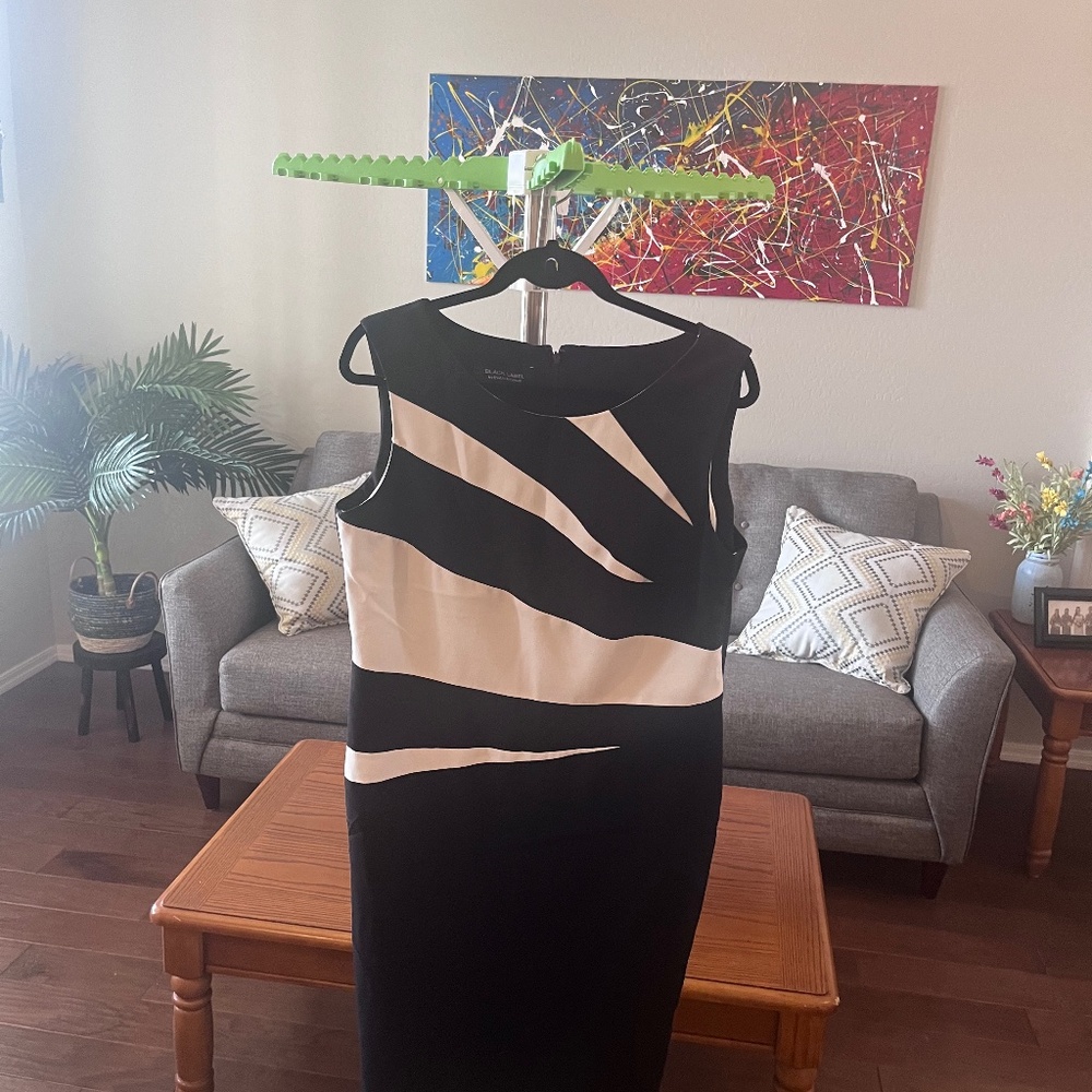 Sleeveless Black Dress